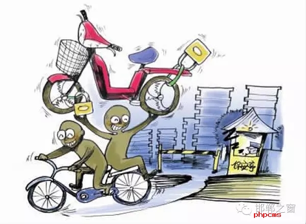 8月3日上午，邯鄲市公安局巡警支隊(duì)視頻巡控民警網(wǎng)上巡控至東柳大街河北銀行門前自行車存車處時(shí)，發(fā)現(xiàn)一男子正在盜竊自行車，作案后沿叢臺(tái)路向西逃竄。11時(shí)16分許，民警在市區(qū)和平路和平橋東一公交車站牌附近將其抓獲，當(dāng)場(chǎng)繳獲被盜黑馬牌自行車1輛和作案用鑰匙8串。經(jīng)訊問，該男子53歲，肥鄉(xiāng)縣肥鄉(xiāng)鎮(zhèn)西街村人，經(jīng)深挖，該男子交代了自2016年5月份以來在叢臺(tái)區(qū)、邯鄲縣等地實(shí)施盜竊山地、折疊式自行車共17起的作案事實(shí)。 